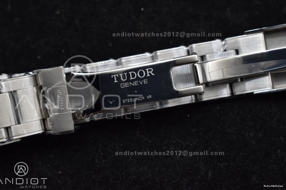 Best Heritage Black A2824 ZF On Durable 889 1:1 Bay SS Black V Bezel Bracelet Edition 39MM 0425